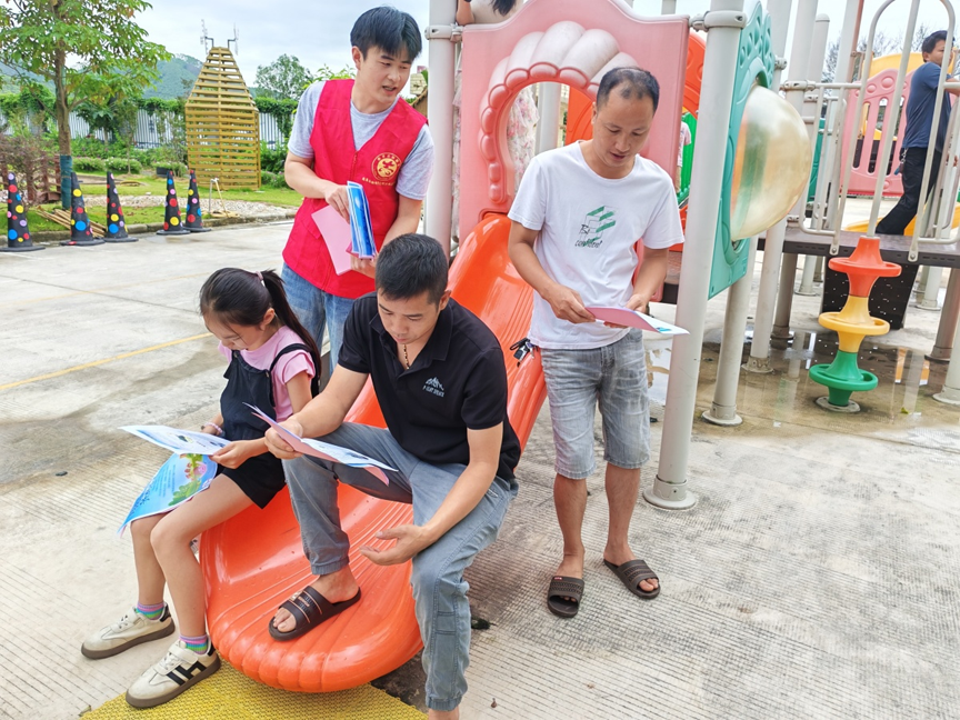 【黃冕鎮】民族團結潤童心 安全護航伴成長3.png