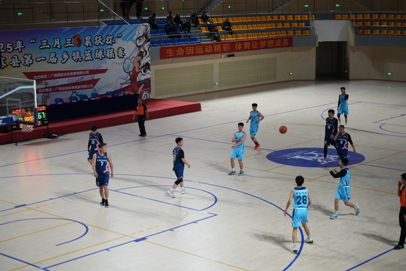 【網絡中國節·廣西三月三】鹿寨縣第一屆鄉鎮籃球聯賽精彩開賽7.png